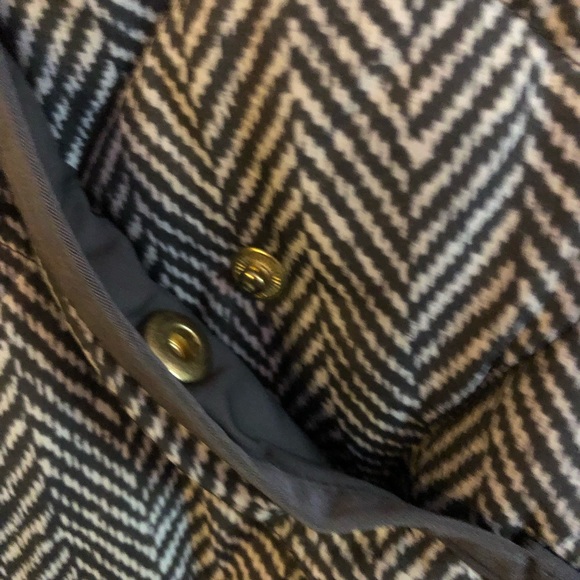 J.Crew Herringbone Down Vest W/ Snap Closure Pockets GUC Size XS - Picture 5 of 6